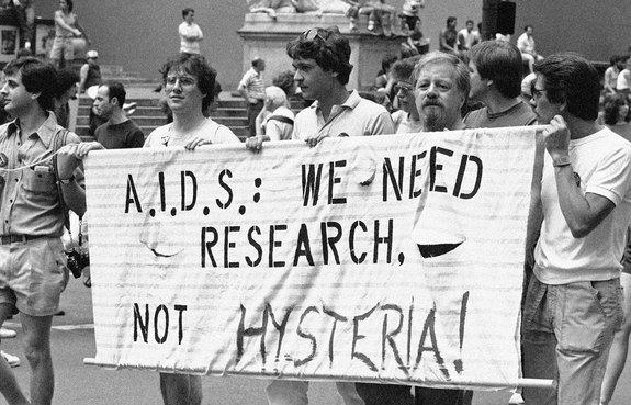 conspiracy-aids